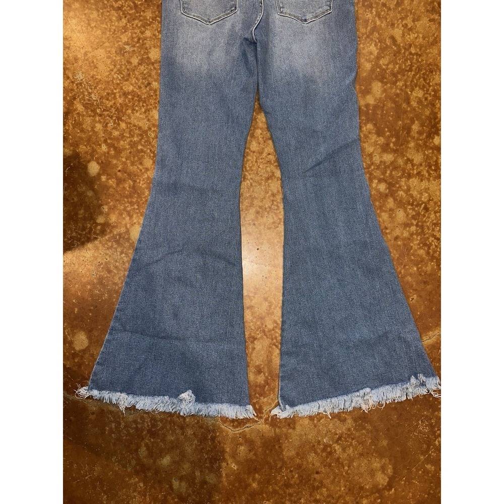 Maurices Kancan Frayed Bell Bottom Jeans Light Distress Blue Size 28 (8) #16654 - Picture 8 of 8